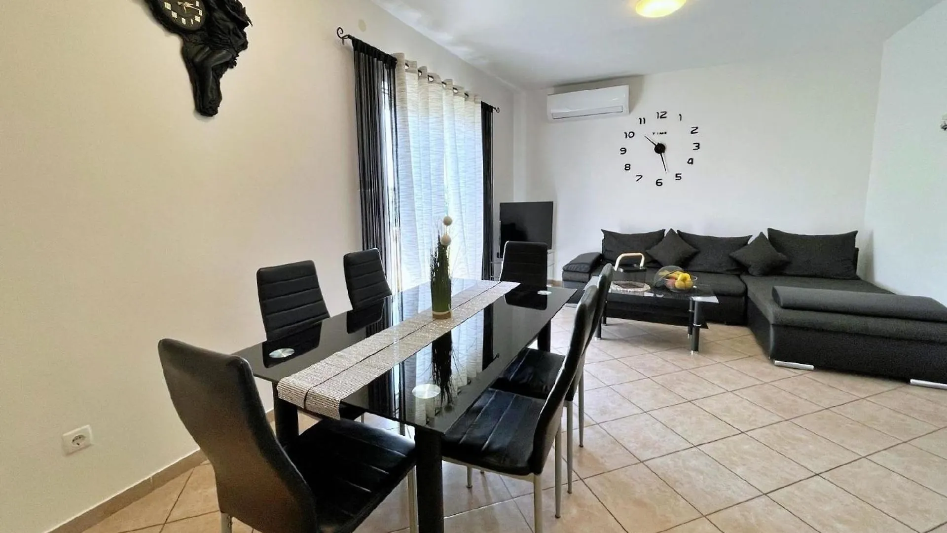 Top Apartment - Panoramameerblick, Terrasse